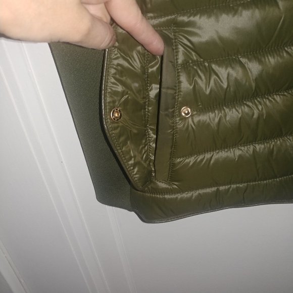 Love Tree: Olive Green Puffer Vest W/Gold Hardware - Women's Size Large - NWOT - Picture 5 of 7